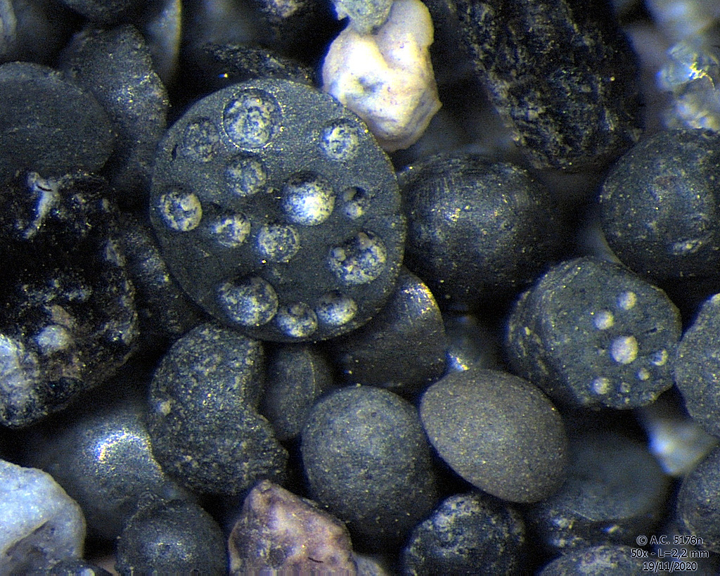 Russie - Îles Kouriles - Kounachir - Lac Goriatchéïé